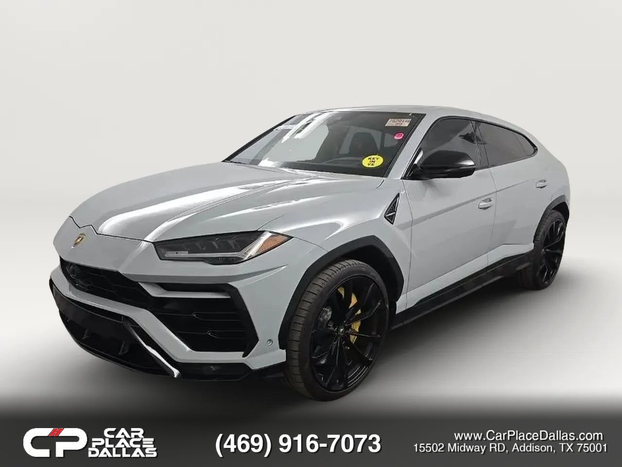 Used 2022 Lamborghini Urus AWD/4WD image 2