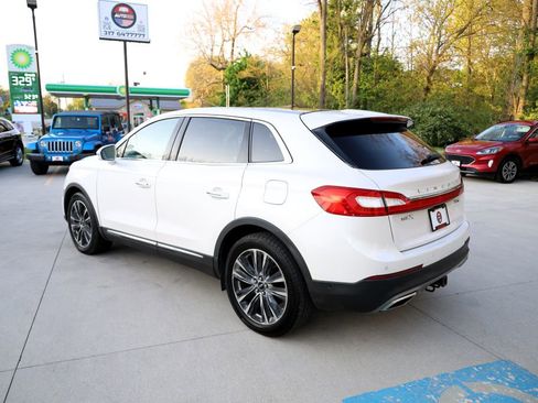 Used 2016 Lincoln MKX Reserve w/ Luxury Package AWD/4WD image 5