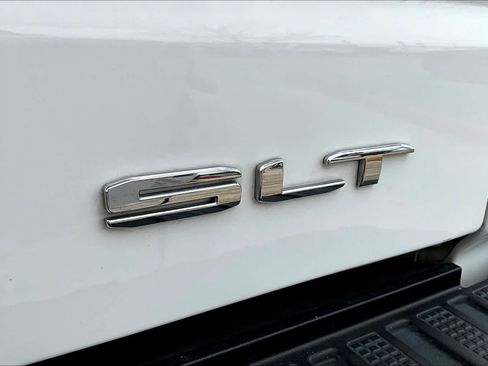 Used 2019 GMC Sierra 1500 SLT RWD image 10