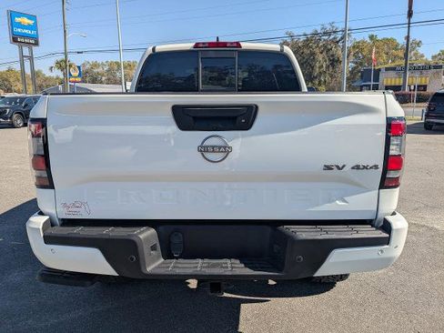 Used 2022 Nissan Frontier SV image 35