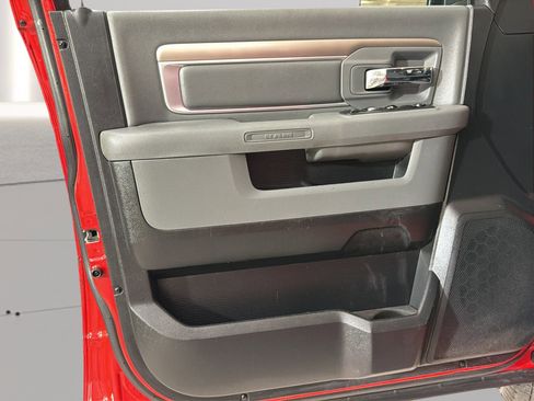 Used 2014 RAM 1500 Classic SLT RWD image 21