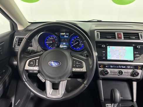 Used 2016 Subaru Outback 2.5i Limited image 16