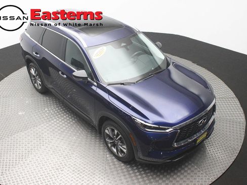 Used 2023 INFINITI QX60 Luxe w/ Cargo Package AWD/4WD image 3