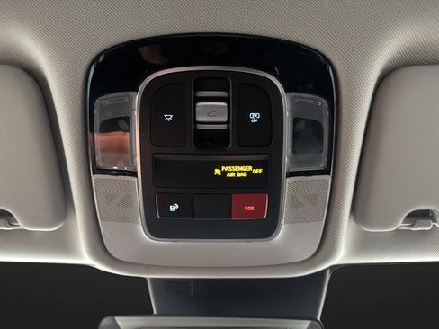 Used 2025 Hyundai Tucson Limited image 28