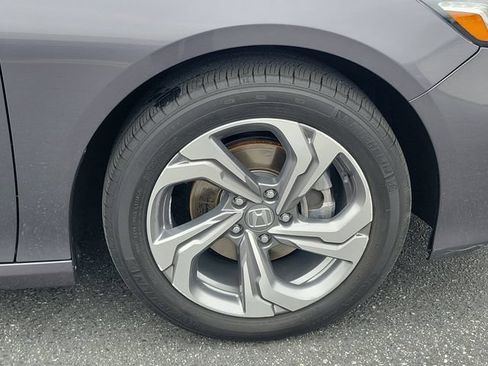 Certified 2020 Honda Accord EX image 5