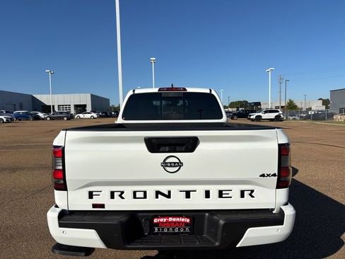 New 2026 Nissan Frontier SV w/ All-Weather Content Package AWD/4WD image 3