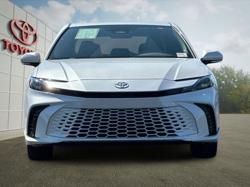 Certified 2025 Toyota Camry XSE FWD image 8