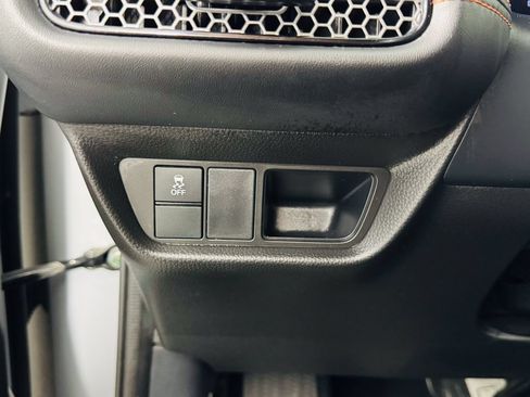 Used 2024 Honda HR-V Sport image 9