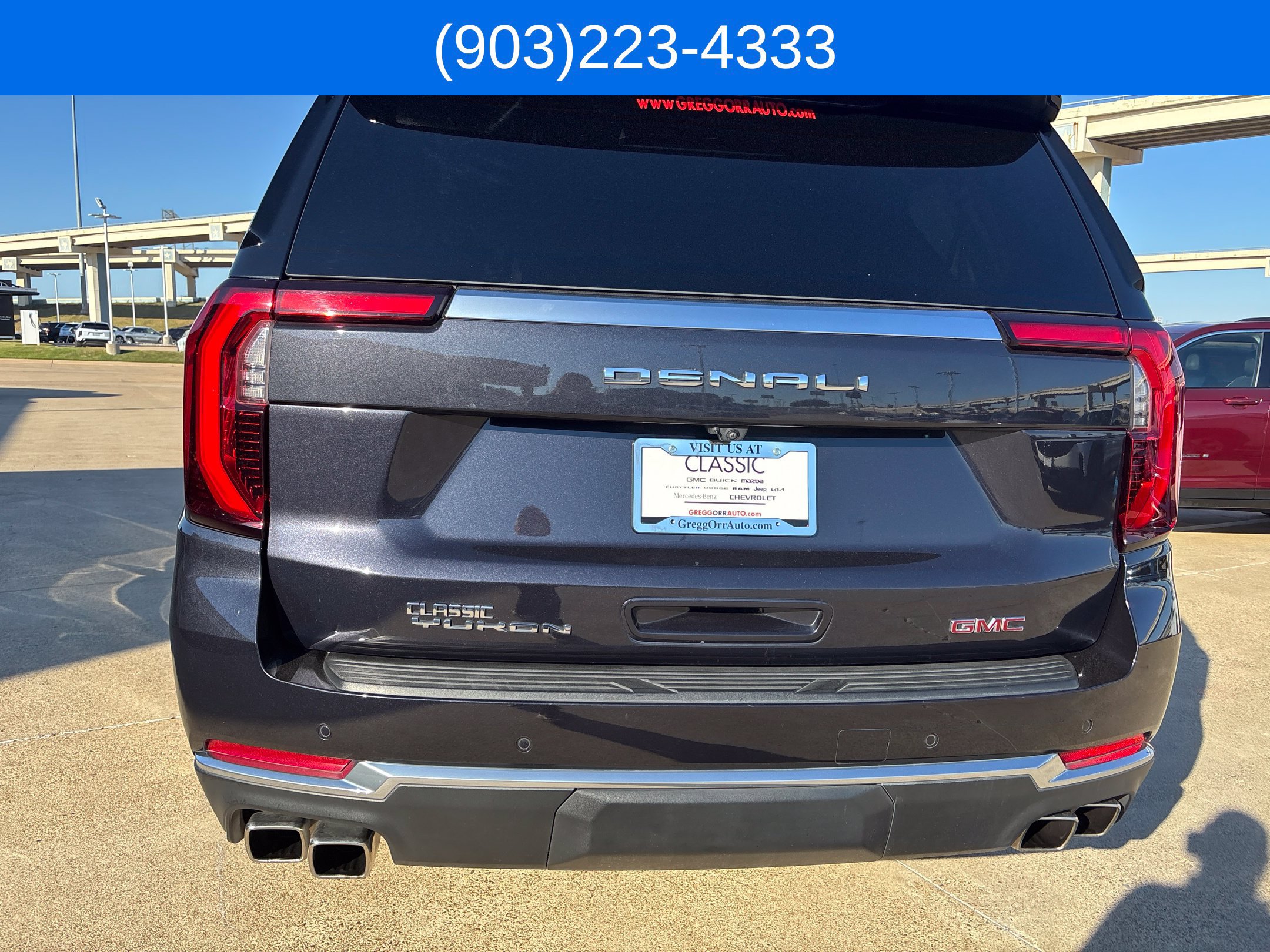 Used 2025 GMC Yukon Denali AWD/4WD image 9