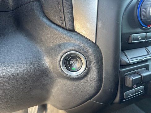 Used 2019 Chevrolet Silverado 1500 RST w/ All-Star Edition image 34