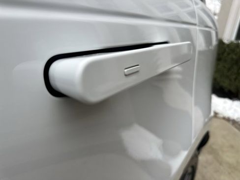 Used 2023 Land Rover Range Rover Sport SE image 11