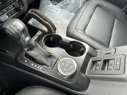 New 2026 Ford Bronco Badlands AWD/4WD image 19