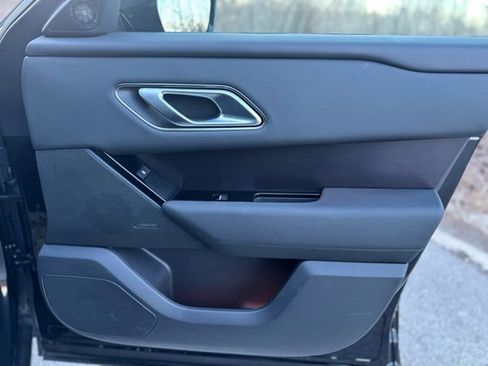 Used 2026 Land Rover Range Rover Velar Dynamic SE image 19