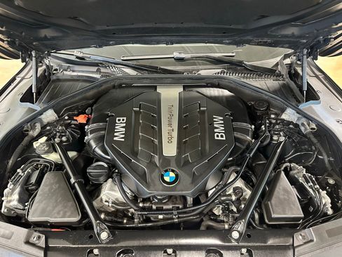 Used 2013 BMW 750i image 48
