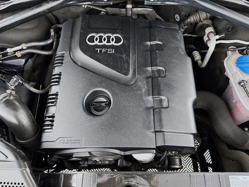Used 2017 Audi Q5 2.0T Premium AWD/4WD image 38