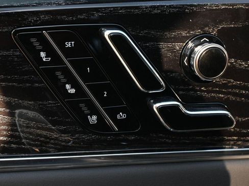 New 2026 Cadillac Escalade IQL Sport 1 w/ LPO, ONYX Package image 61