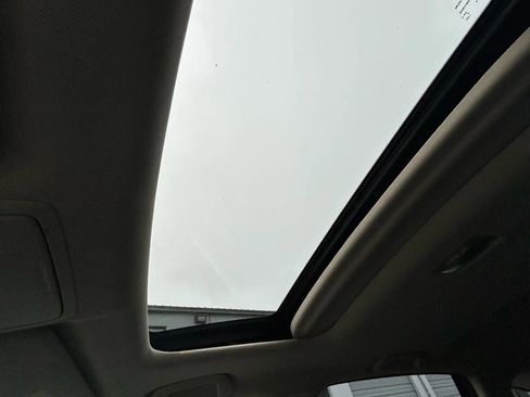 Used 2015 Honda CR-V Touring image 38