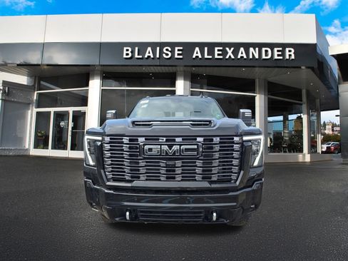 New 2026 GMC Sierra 2500 Denali Ultimate image 9