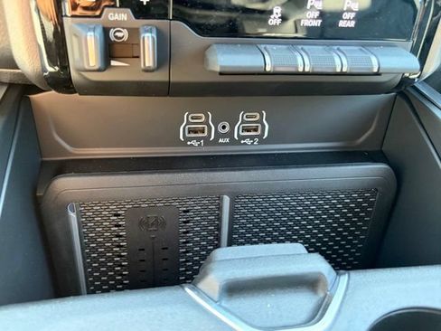 New 2026 RAM 1500 Big Horn AWD/4WD image 20