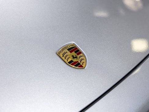 Used 2021 Porsche 911 Carrera image 11