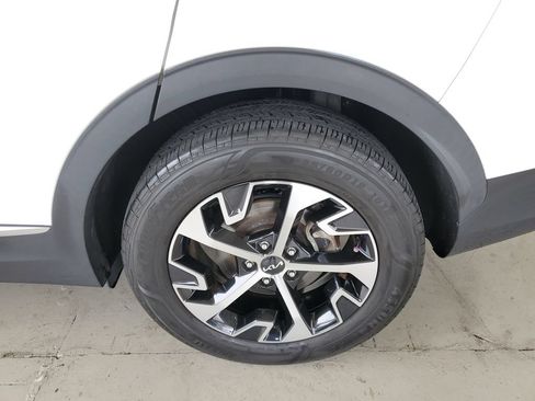 Certified 2023 Kia Sportage EX AWD/4WD image 12