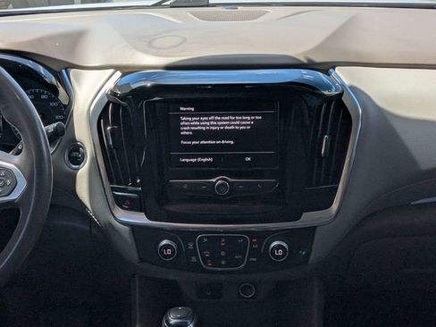 Used 2020 Chevrolet Traverse LT FWD image 14