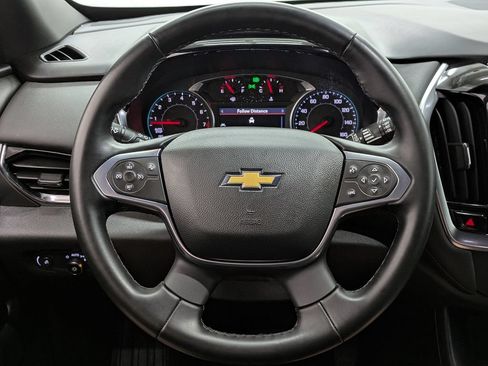 Used 2023 Chevrolet Traverse LT AWD/4WD image 27