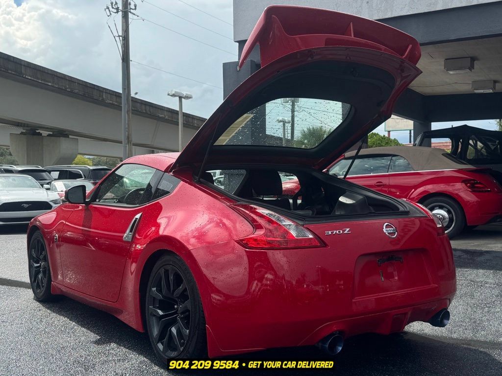 Used 2016 Nissan 370Z Coupe RWD image 27