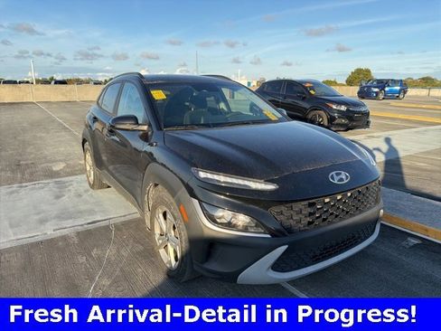 Used 2022 Hyundai Kona SEL image 3