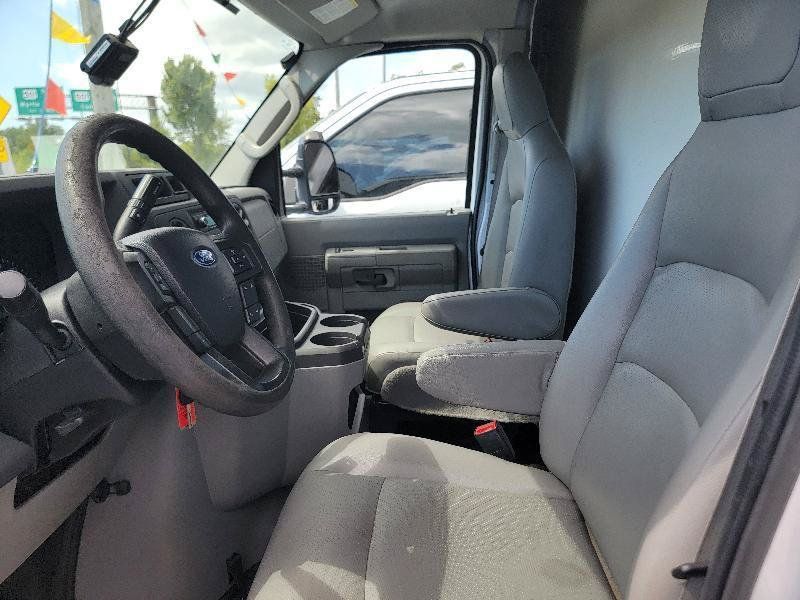 Used 2022 Ford E-350 and Econoline 350 Super Duty w/ Power Windows & Locks Group RWD image 11