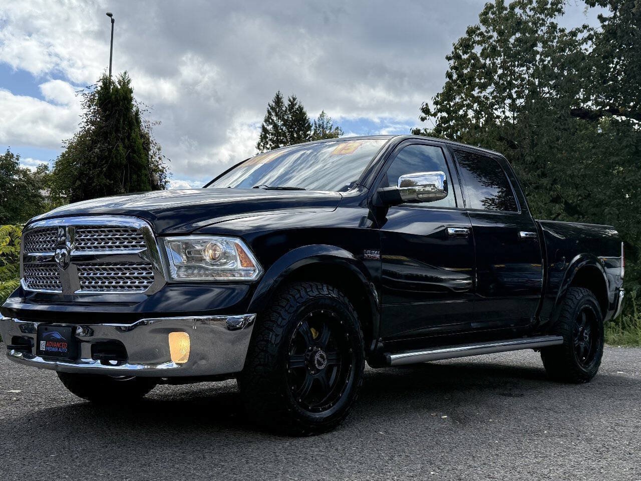 Used 2013 RAM 1500 Laramie w/ Convenience Group AWD/4WD image 1
