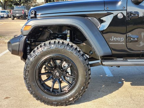 New 2026 Jeep Wrangler Unlimited Sport image 9