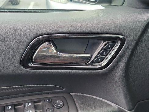 Used 2023 Dodge Durango GT RWD image 21