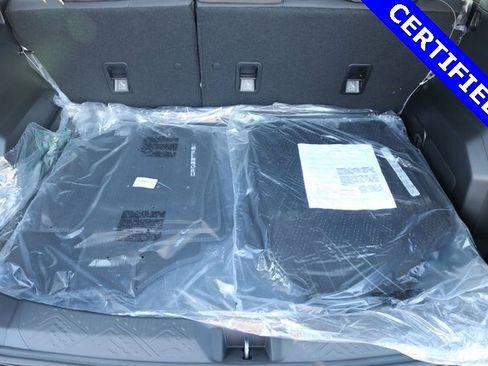 Used 2025 Subaru Crosstrek 2.0i Premium image 13