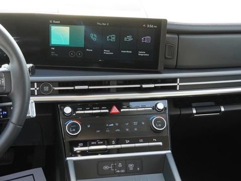 Used 2026 Hyundai Santa Fe SEL FWD image 16