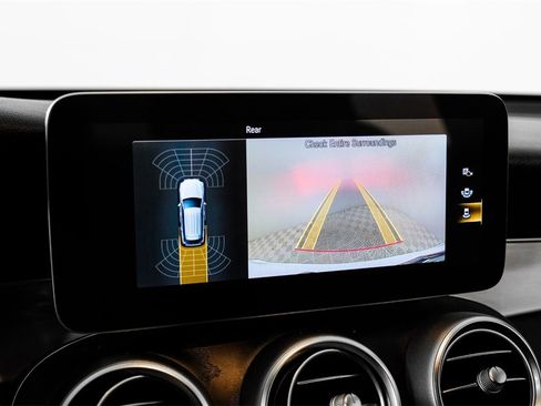 Used 2022 Mercedes-Benz GLC 300 w/ AMG Line image 20