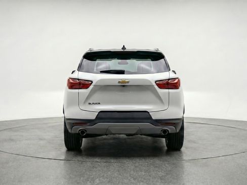 Used 2025 Chevrolet Blazer LT FWD image 7