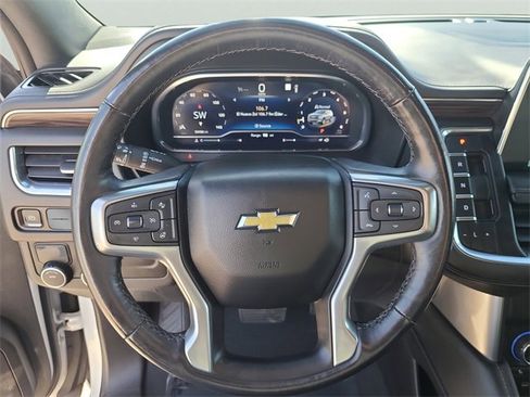 Used 2022 Chevrolet Tahoe LT w/ Luxury Package image 28