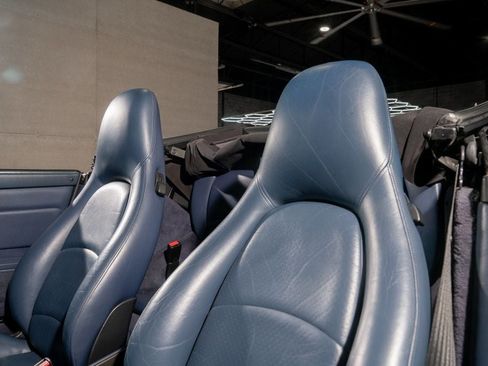 Used 1995 Porsche 911 Cabriolet image 33