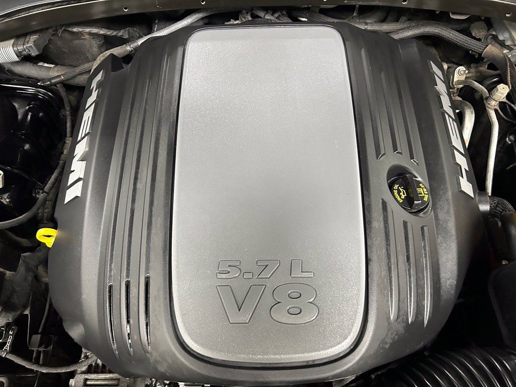 Used 2018 Dodge Charger R/T RWD image 10