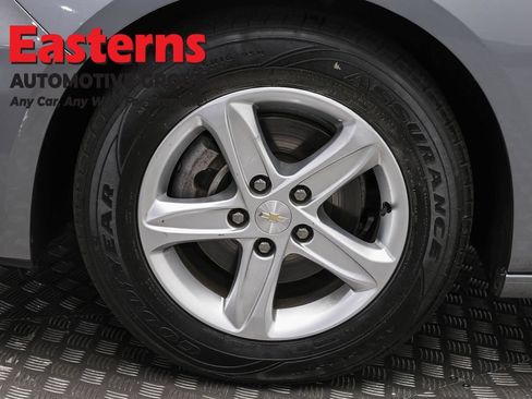 Used 2024 Chevrolet Malibu LS FWD image 31