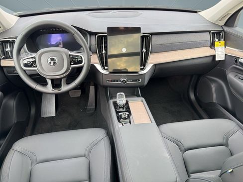New 2026 Volvo XC90 B5 Plus AWD/4WD image 15