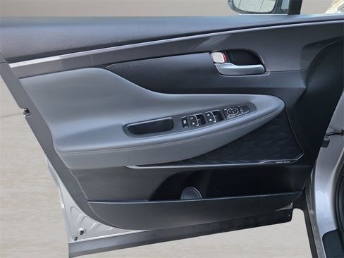 Used 2023 Hyundai Santa Fe SEL w/ Premium Package image 18