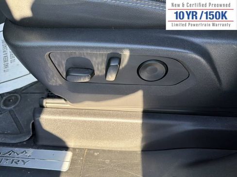 Used 2024 Chevrolet Silverado 3500 High Country w/ High Country Premium Package image 17