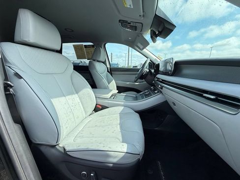 Used 2024 Hyundai Palisade SEL FWD image 27