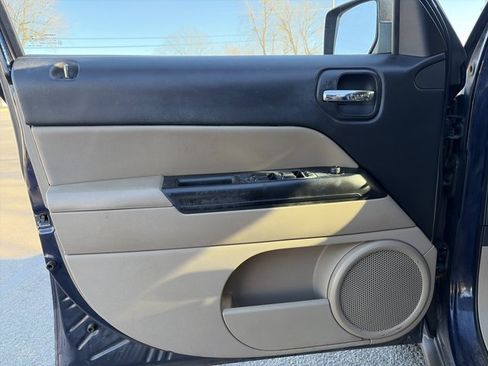 Used 2014 Jeep Patriot High Altitude image 10