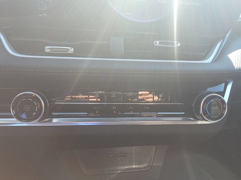 Used 2026 Chevrolet Equinox LT FWD image 16