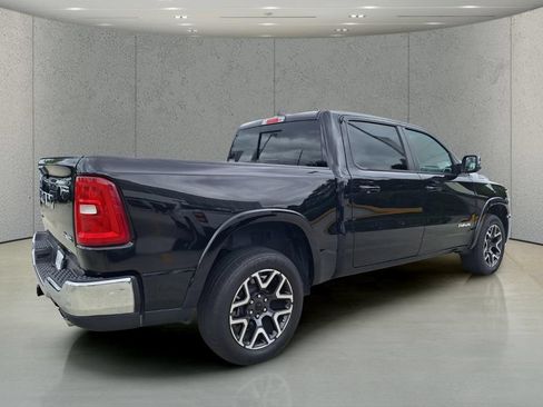 Used 2025 RAM 1500 Laramie AWD/4WD image 5