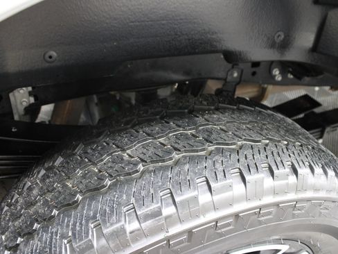 Used 2025 Ford F250 Platinum AWD/4WD image 49