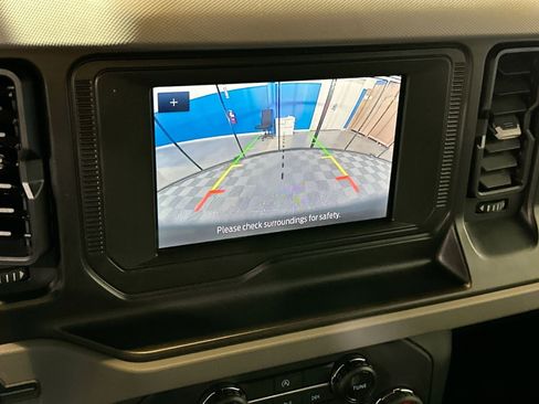 Used 2021 Ford Bronco Big Bend image 23